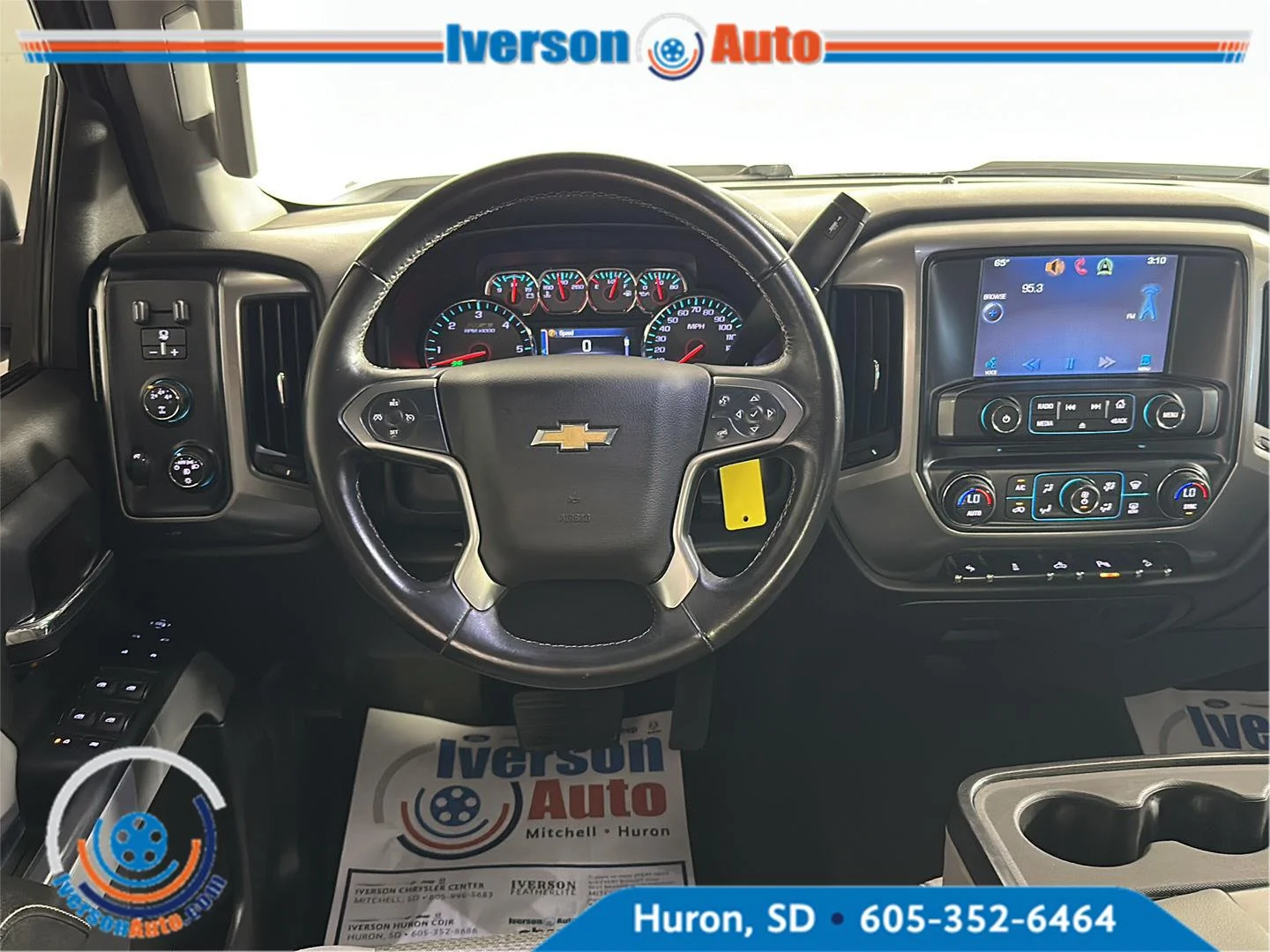 Used 2015 Summit White Chevrolet LT image 25