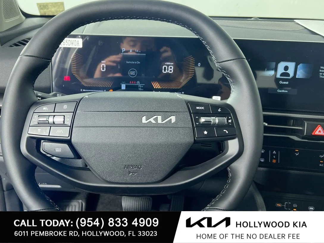 New 2026 Glacial White Pearl Kia LX image 15