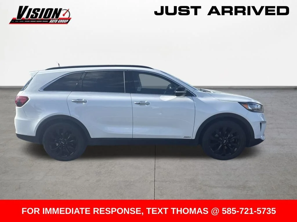 Used 2020 White Kia S image 4