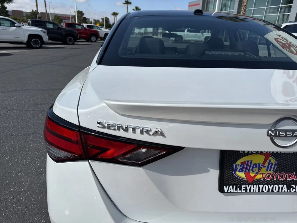 2025 Nissan Sentra SR - Photo 7