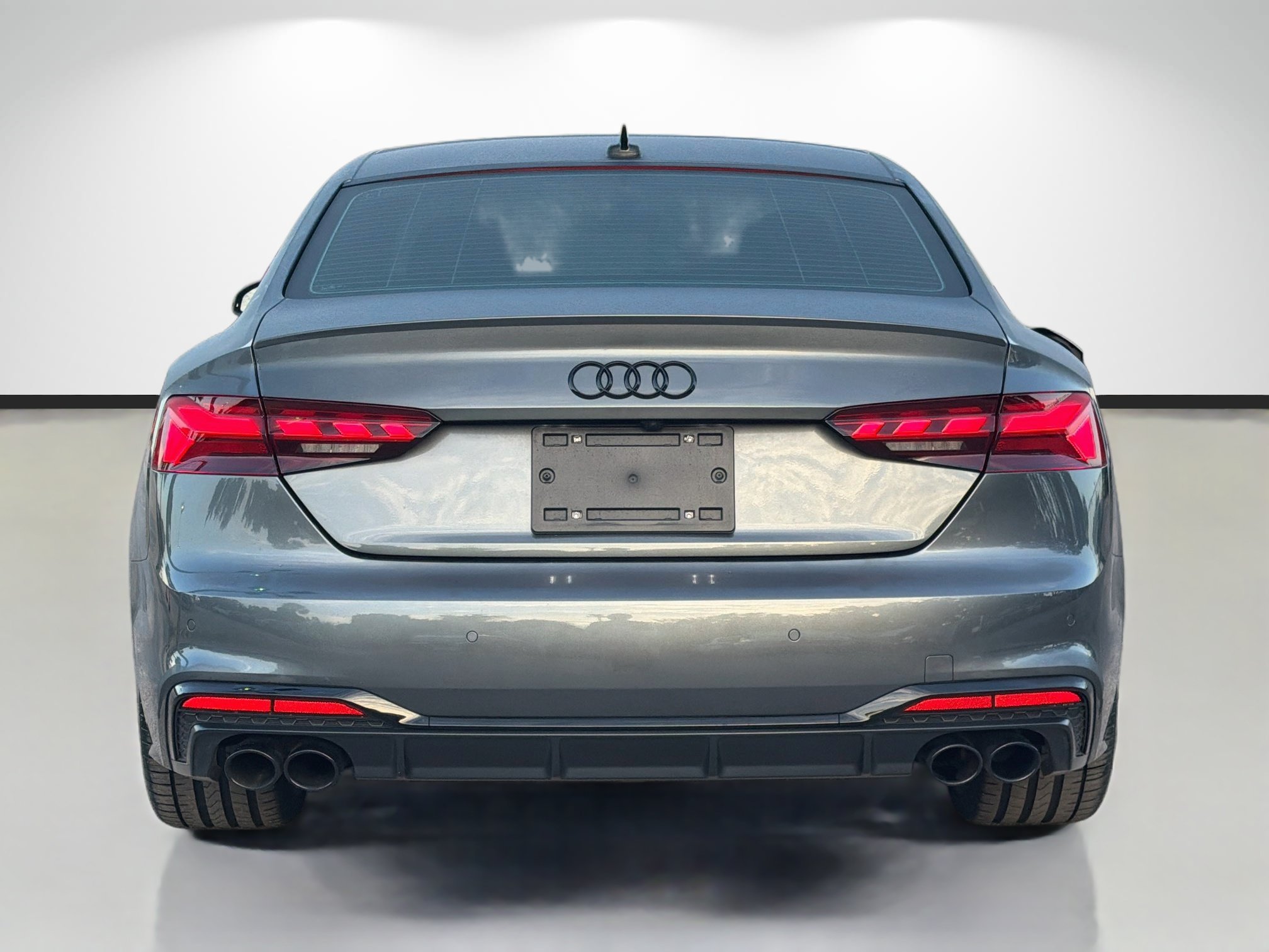 Used 2023 Daytona Gray Pearl Effect/Black Roof Audi Premium Plus image 4