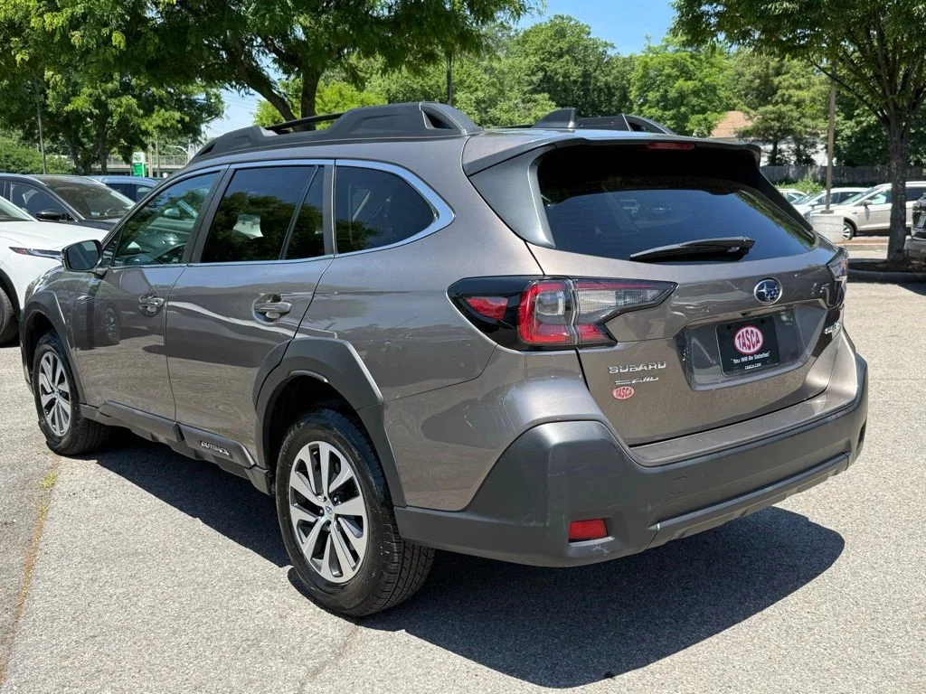 Used 2024 Brown Subaru Premium image 8