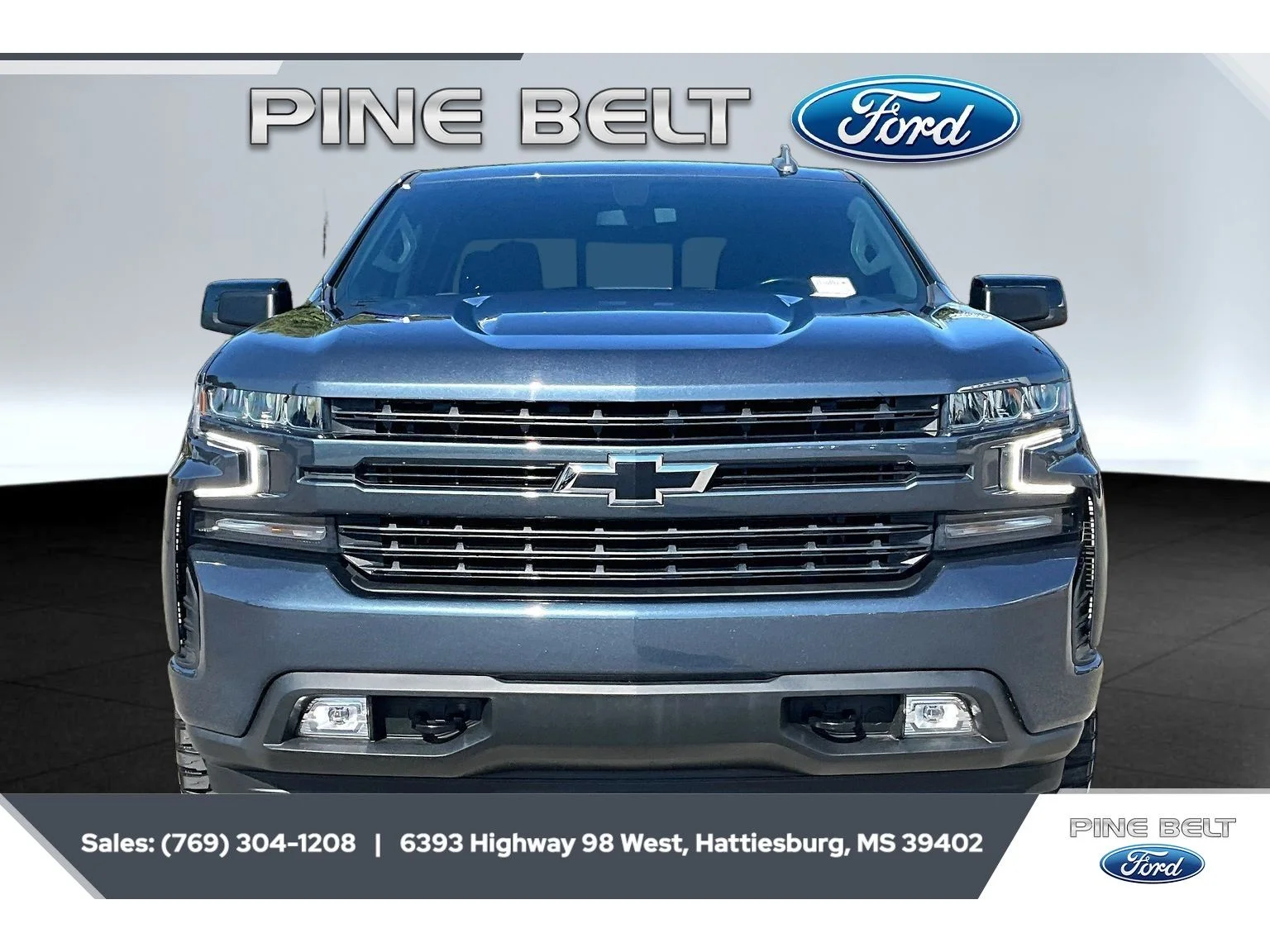 Used 2021 Shadow Gray Metallic Chevrolet RST image 3