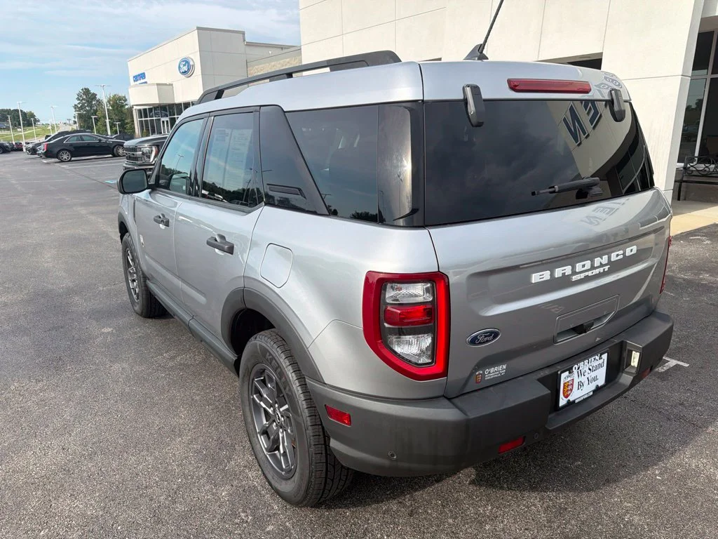 Used 2021 Iconic Silver Metallic Ford Big Bend image 3
