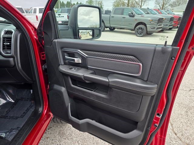 New 2026 Molten Red Pearl-Coat Exterior Paint RAM Big Horn image 15