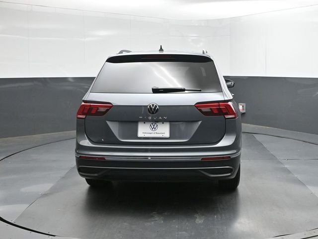 Used 2023  Volkswagen 2.0T S image 5