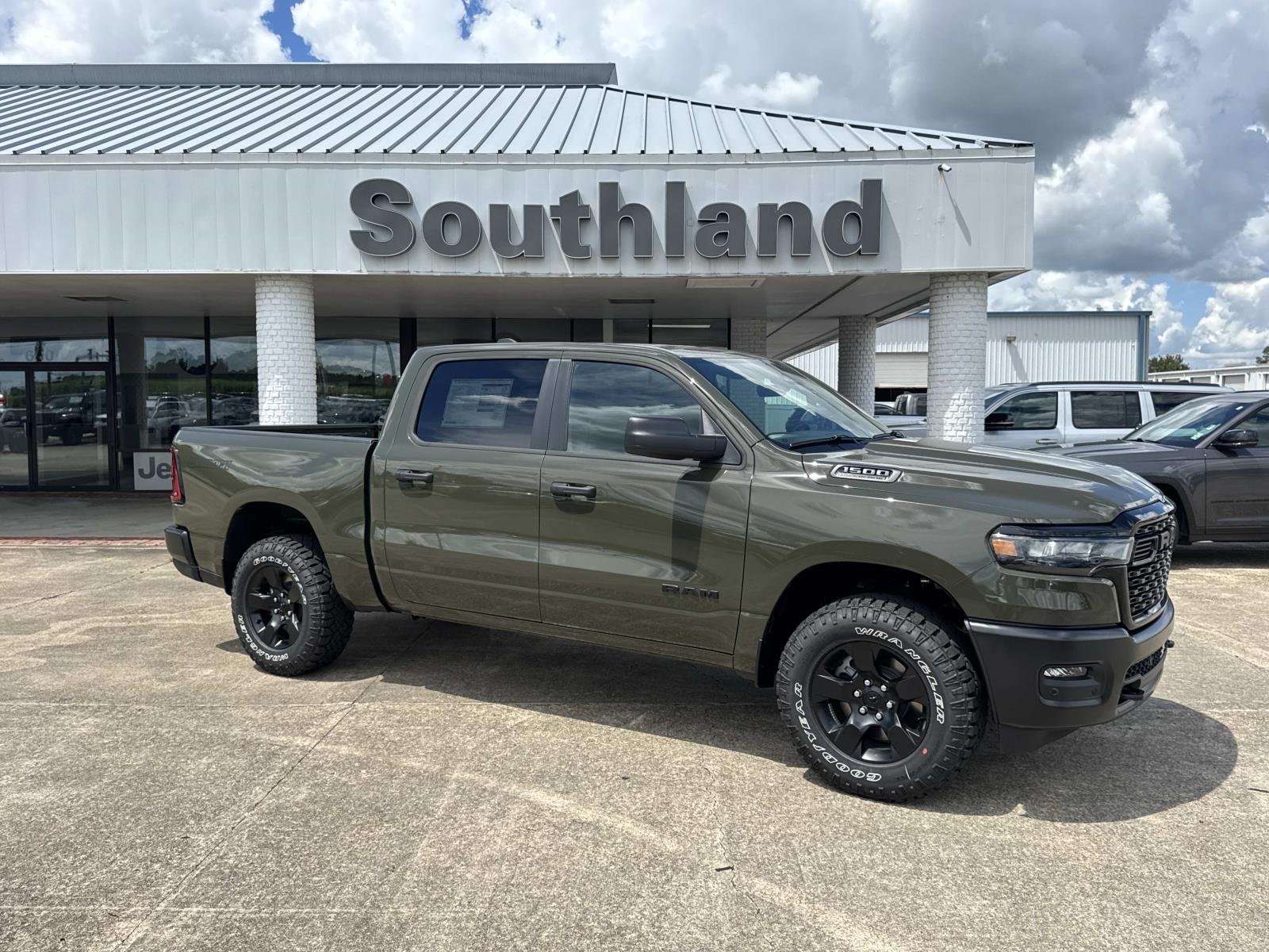 2027 RAM 1500