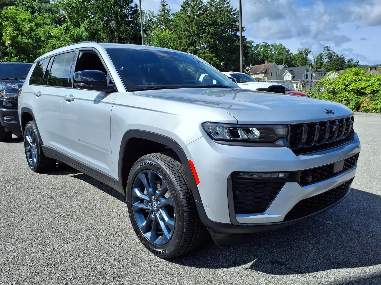 New 2026 Silver Zynith Jeep  image 1