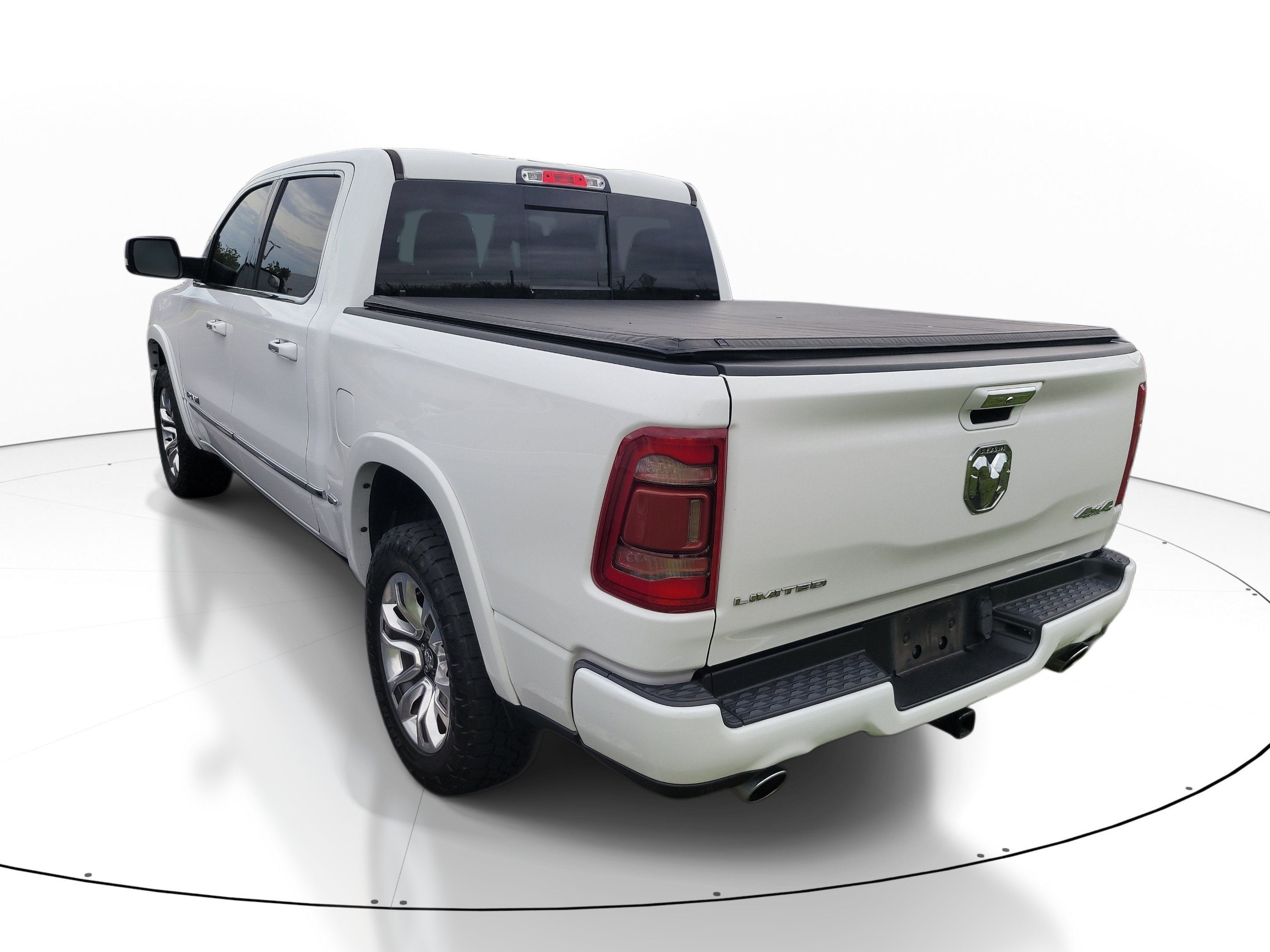 Used 2022 Bright White Clearcoat Ram Limited image 6