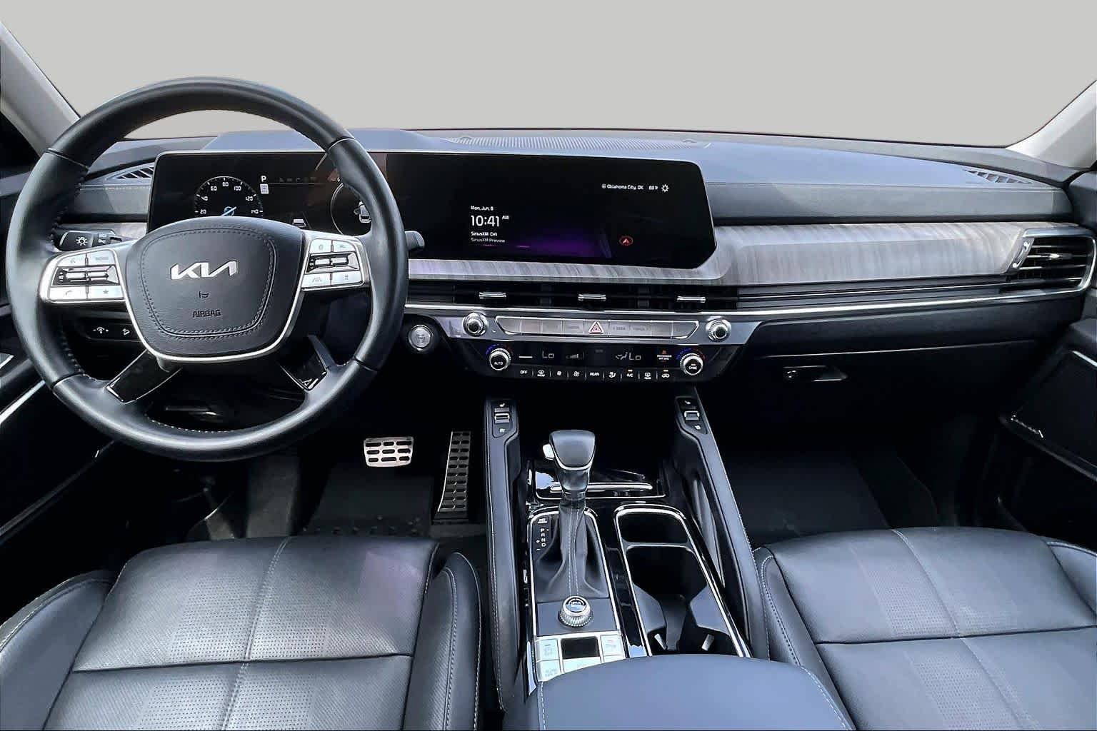 Used 2024 Everlasting Silver Kia SX image 24