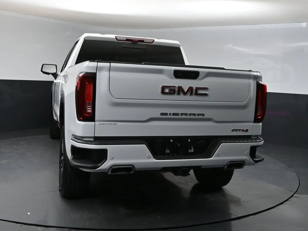 Used 2025 White GMC AT4 image 3