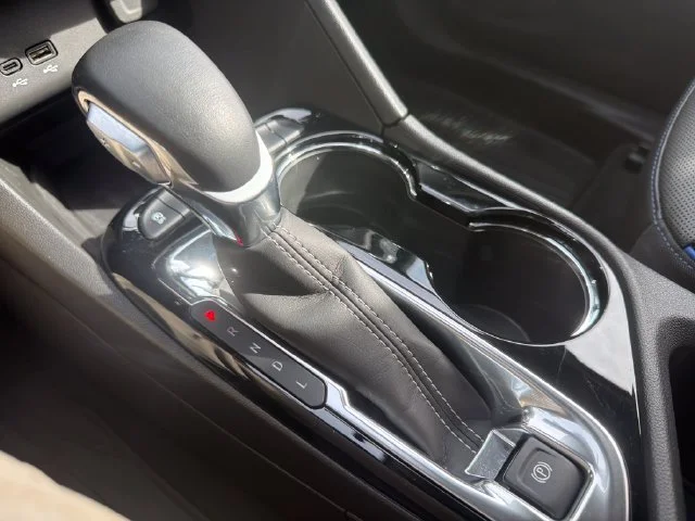 Used 2025 Moonstone Gray Metallic Buick Sport Touring image 29