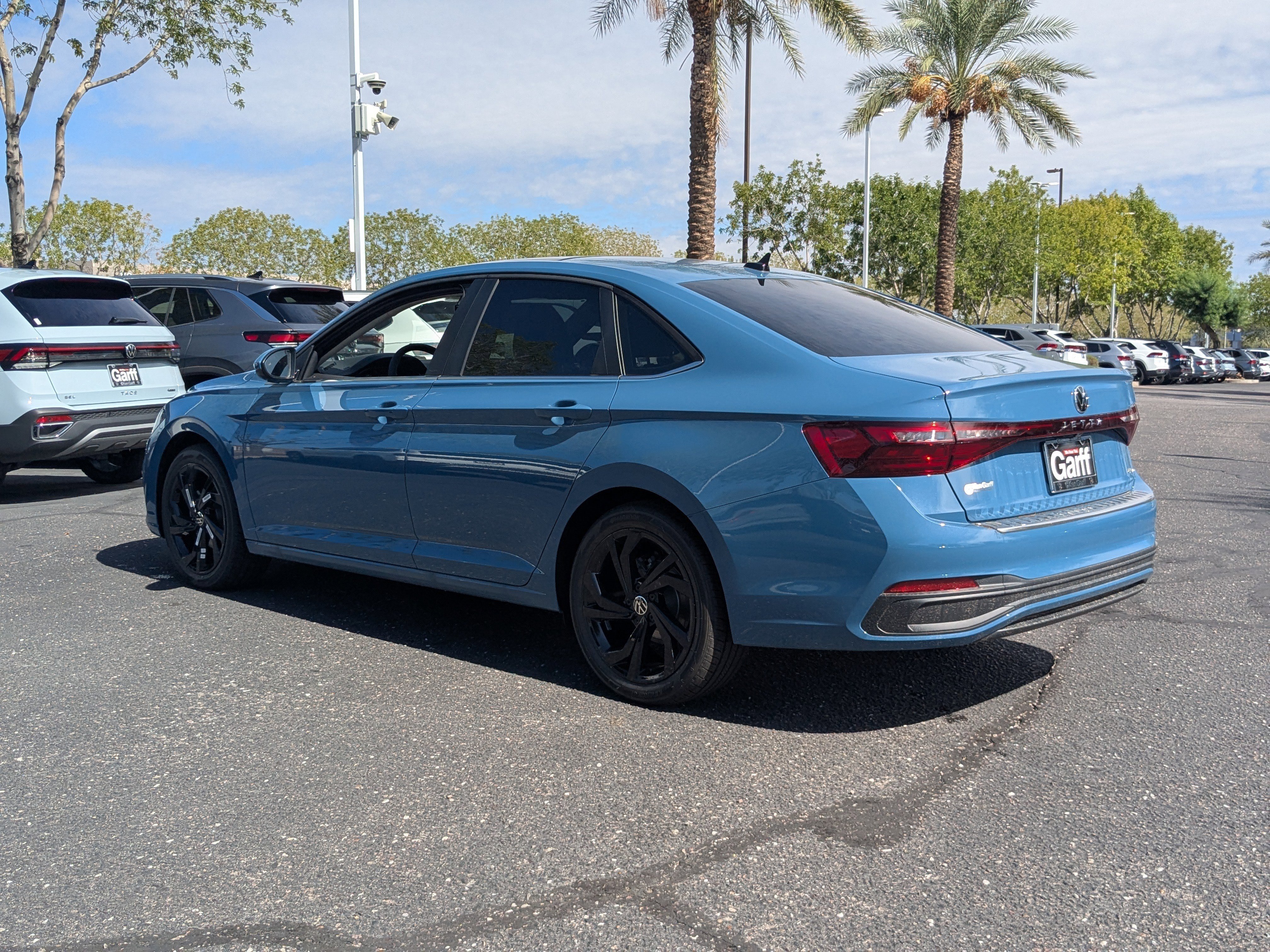 2026 Volkswagen Jetta SE - Photo 2
