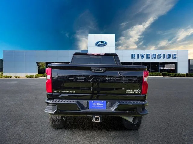 Certified Used 2020 Black Chevrolet High Country image 6