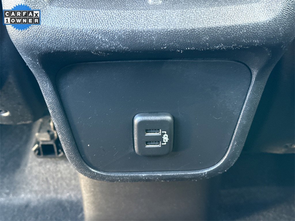 2023 GMC TERRAIN - Image 26