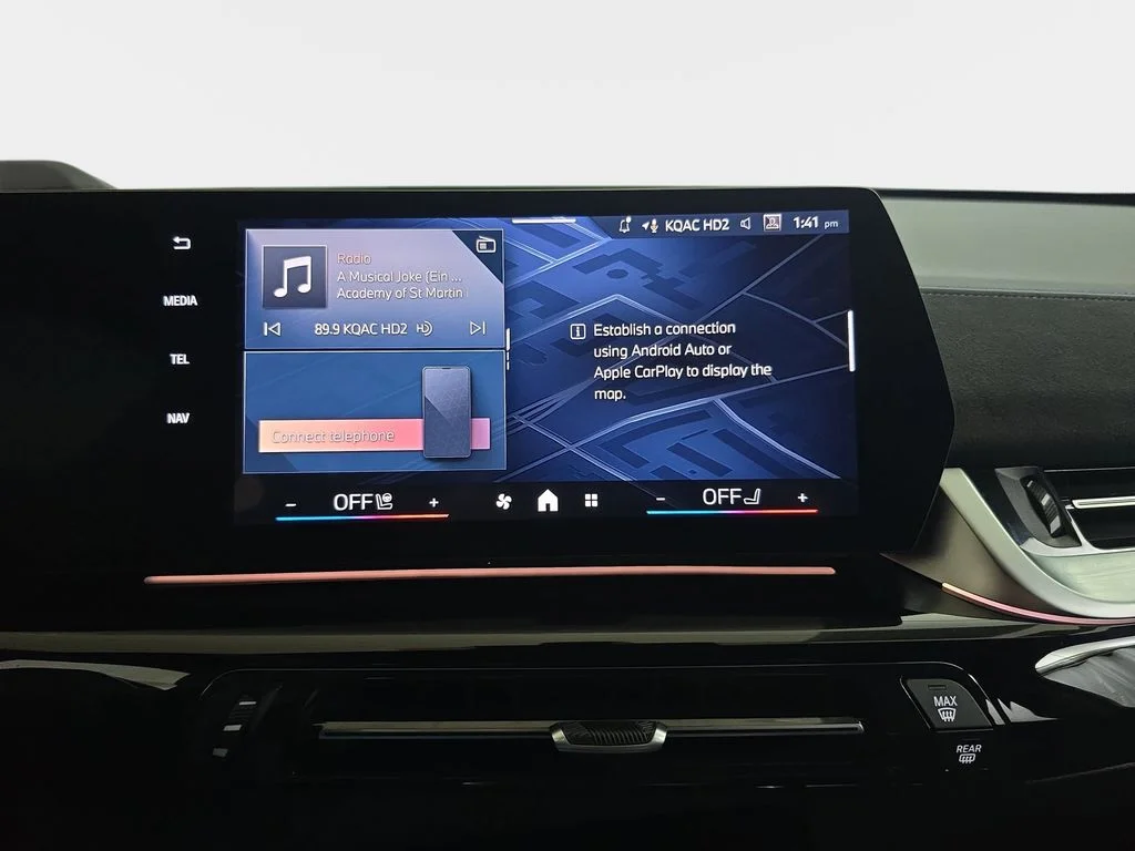 Used 2026 Vegas Red Metallic BMW xDrive28i image 23