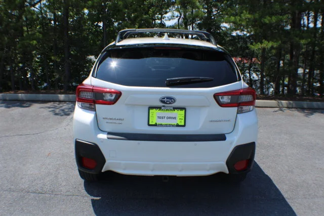 Used 2021 Crystal White Pearl Subaru Limited image 16