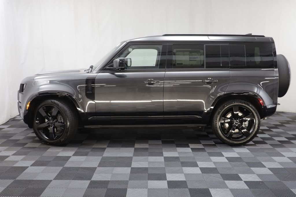 New 2026 Carpathian Grey LAND ROVER X-Dynamic SE image 5