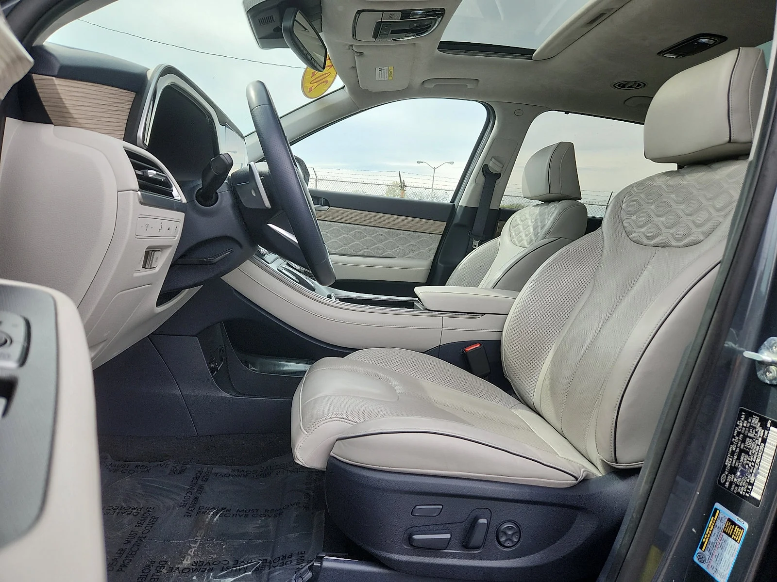 Used 2022 Gray Hyundai Calligraphy image 15