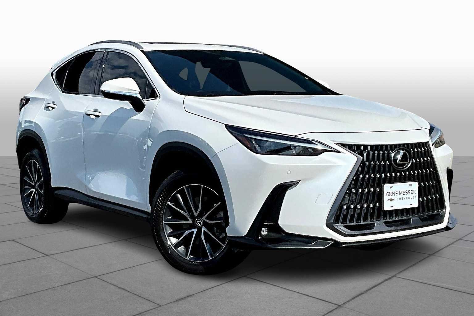 Used 2024 Eminent White Pearl Lexus Premium image 2