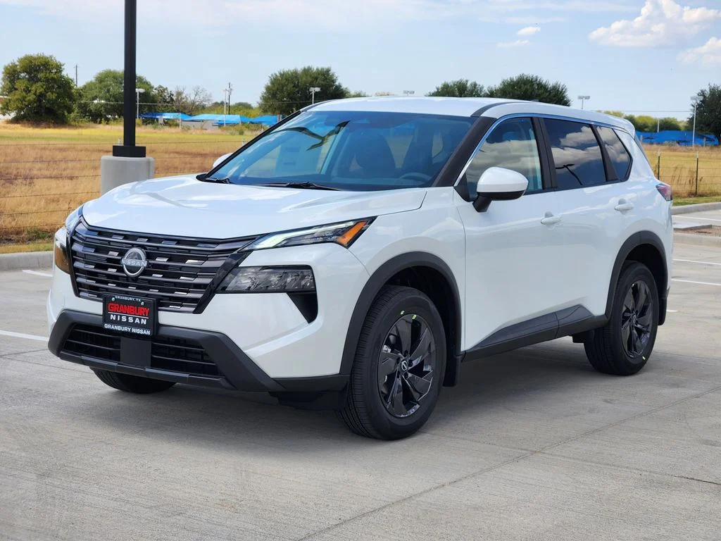 New 2026 Everest White Pearl TriCoat Nissan SV image 2