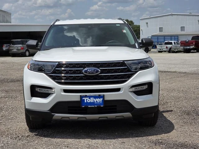 Used 2024 White Ford XLT image 3