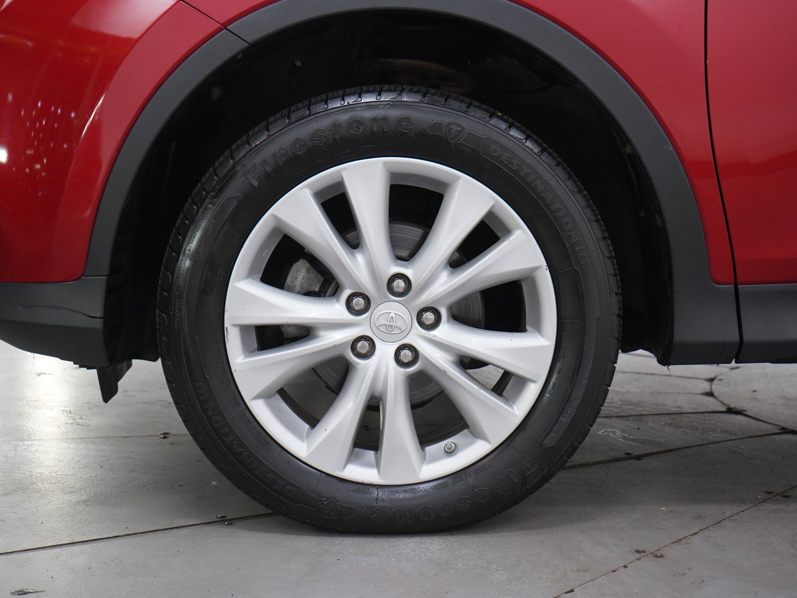 Used 2015 Barcelona Red Metallic Toyota Limited image 29