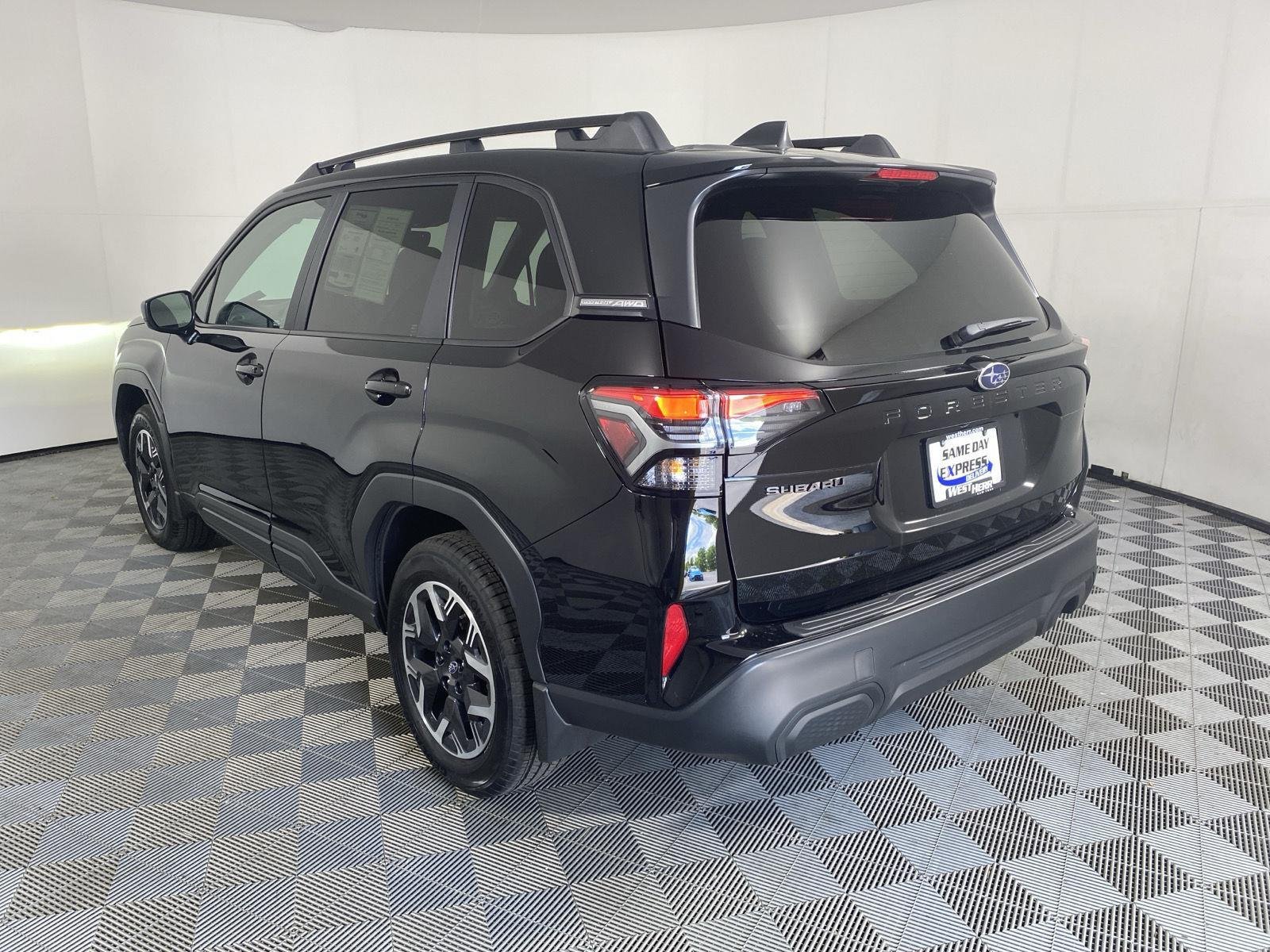 Used 2026 Crystal Black Silica Subaru Premium image 5