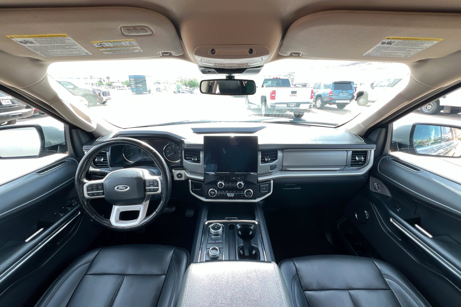 Used 2022 Silver Ford XLT image 10