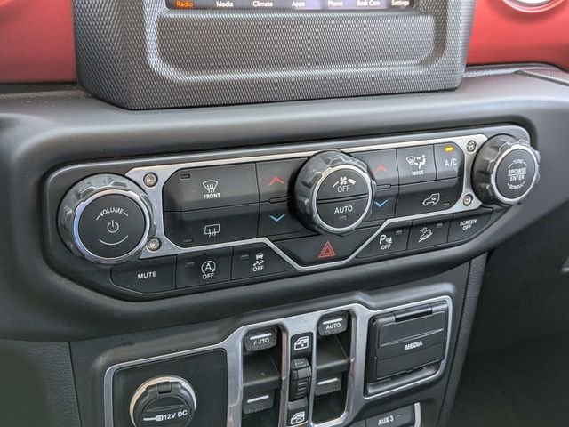Used 2018 Black Jeep Unlimited Rubicon image 19