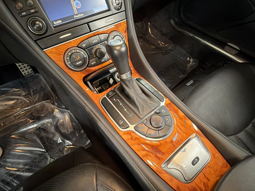 Used 2009 Silver Mercedes-Benz SL 550 image 39