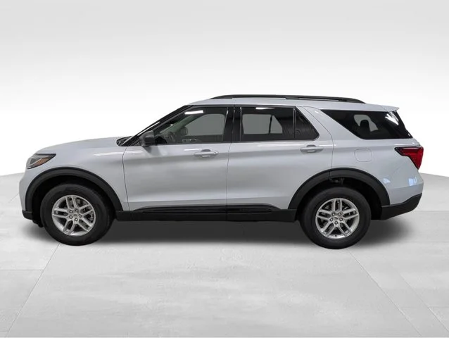 New 2026 Space White Metallic Ford Active image 29