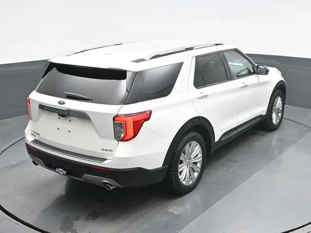 Used 2021 White Ford Limited image 17