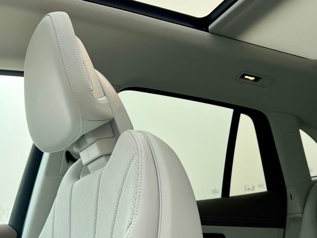 Certified Used 2024 Gray Mercedes-Benz 350 SUV image 17