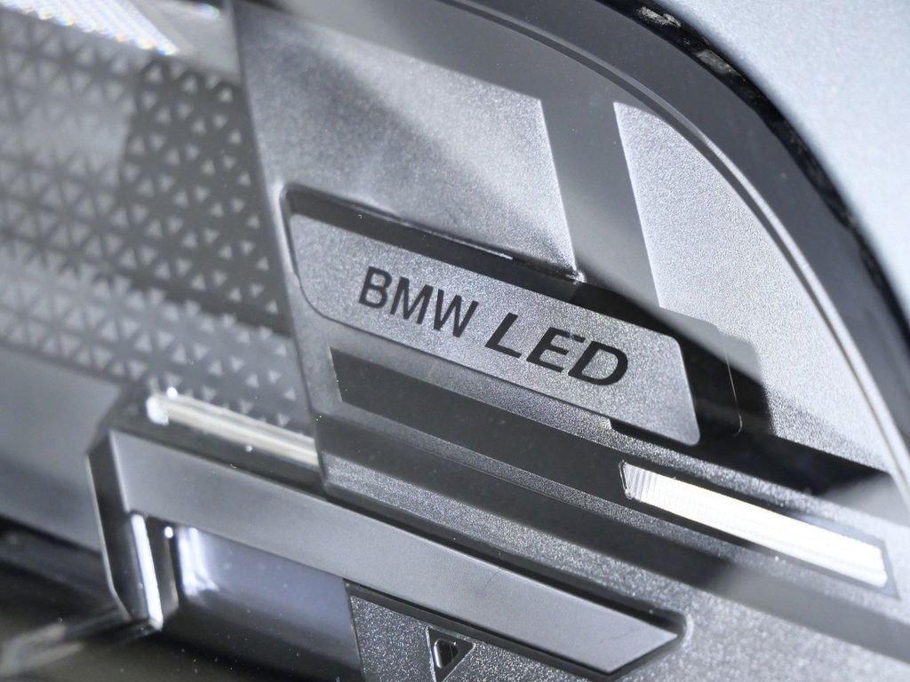 Used 2026 Skyscraper Grey Metallic BMW xDrive50e image 5