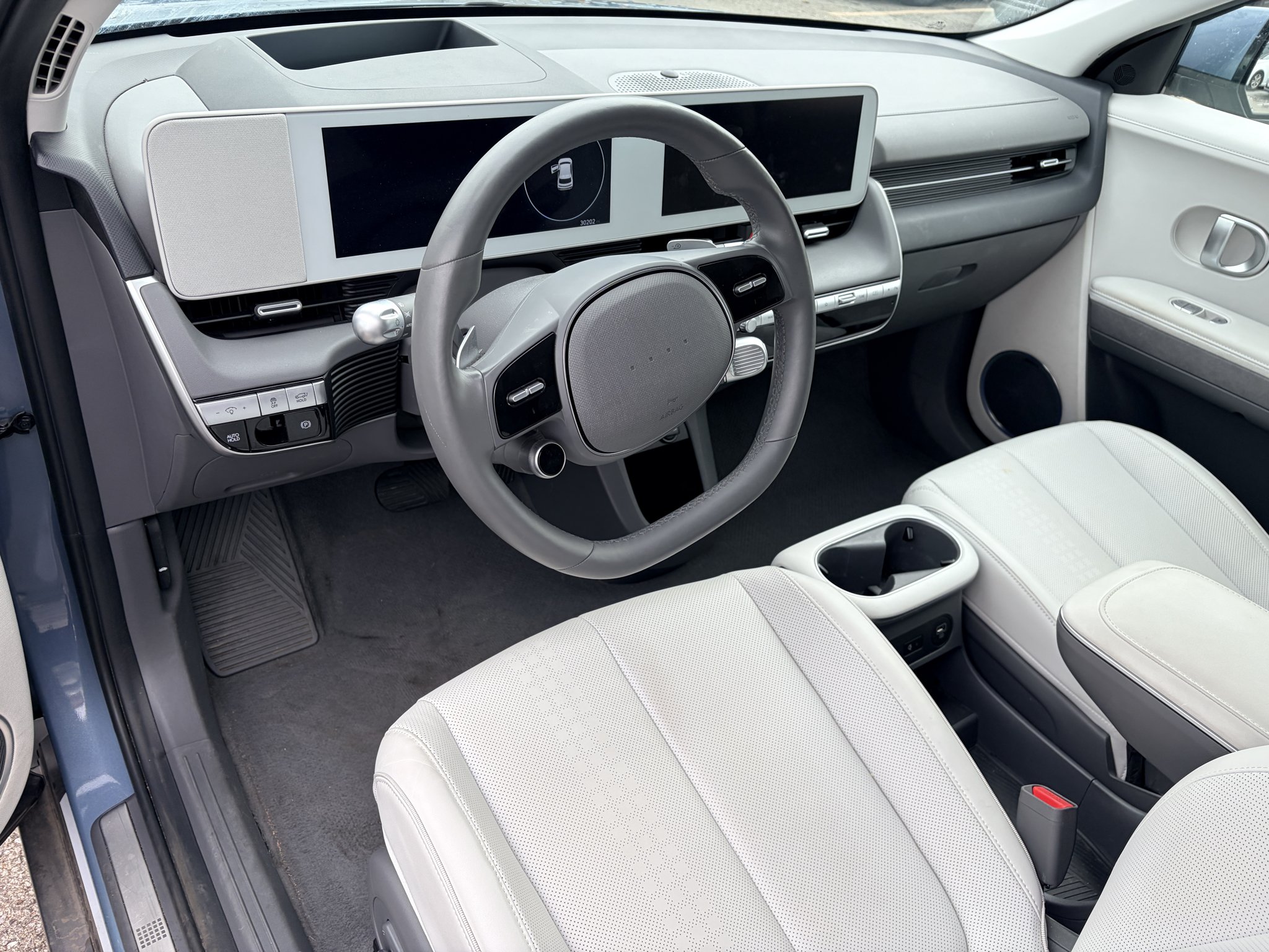 Certified Used 2024 Lucid Blue Hyundai Limited image 3