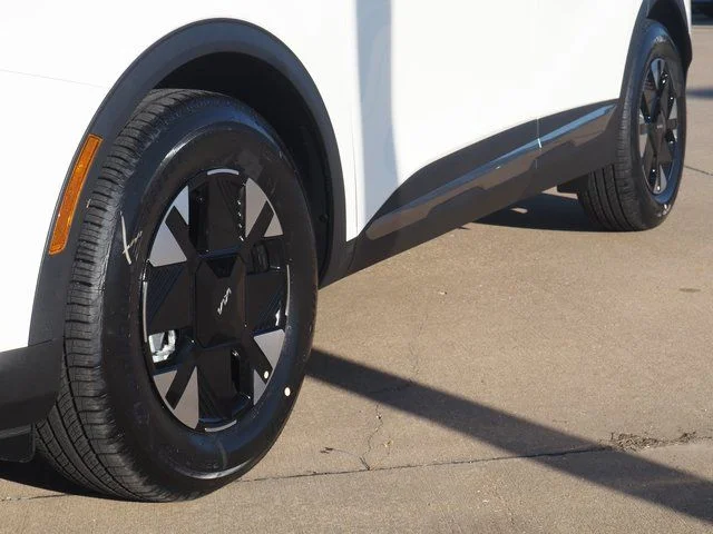 2026 Kia Sportage LX Hybrid - Photo 10