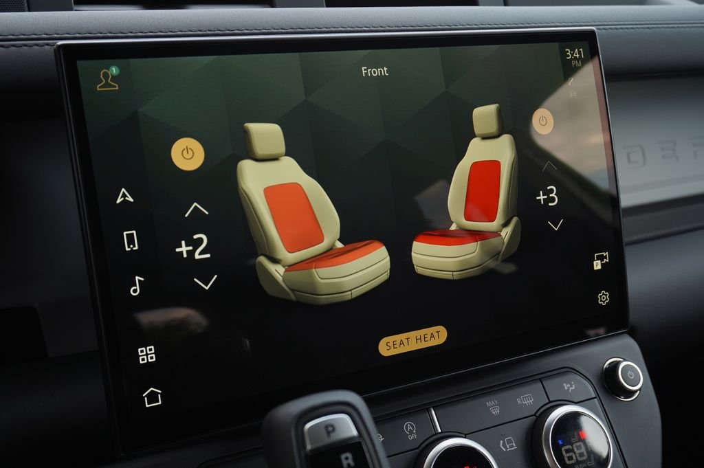 New 2026 Fuji White Land Rover S image 22