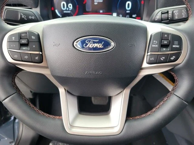 Used 2026 Vapor Blue Ford Active image 17