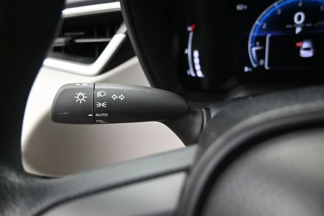Used 2026 Gray Toyota LE image 27