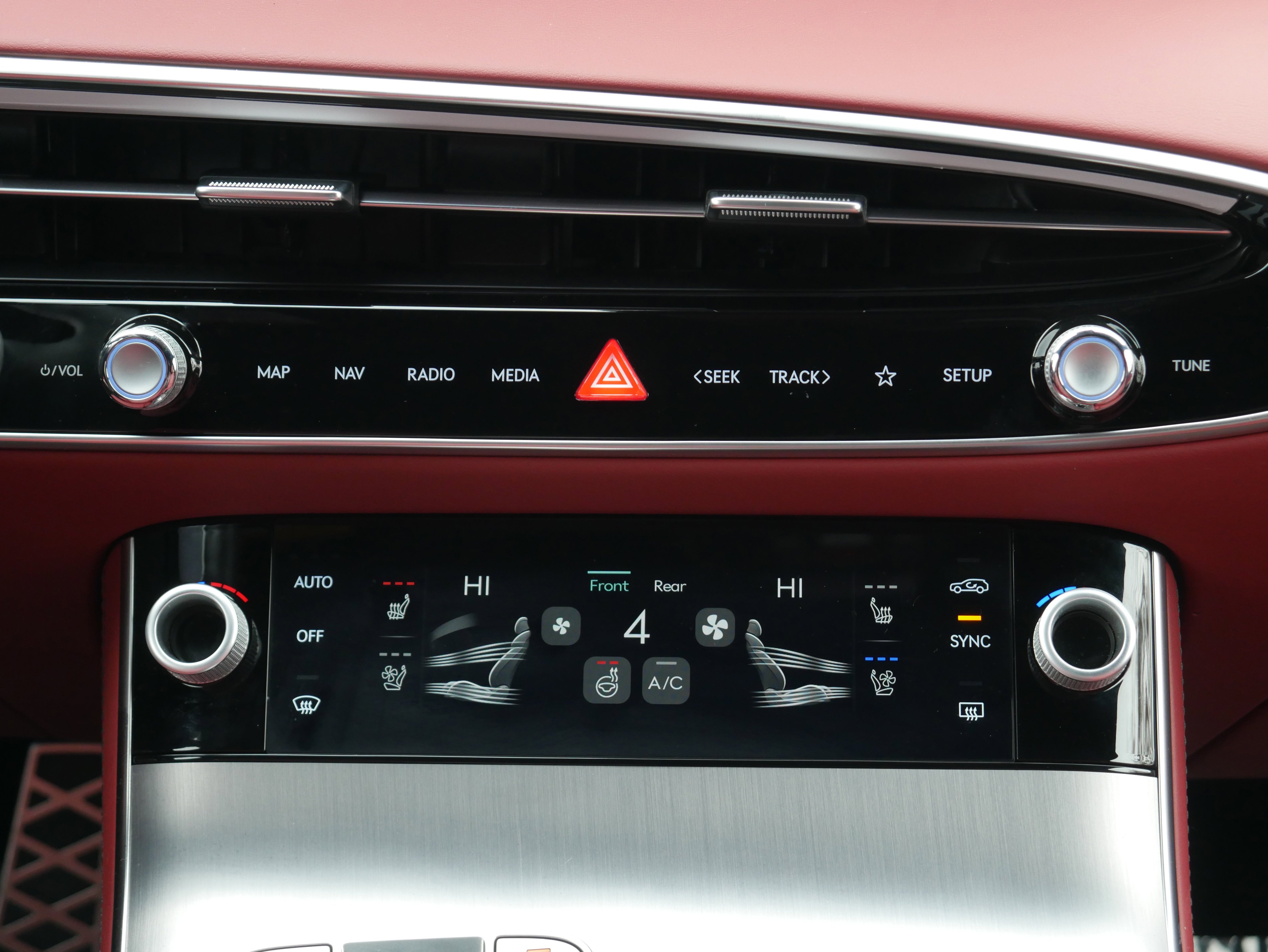 2026 GENESIS GV70 Sport Advanced - Photo 21