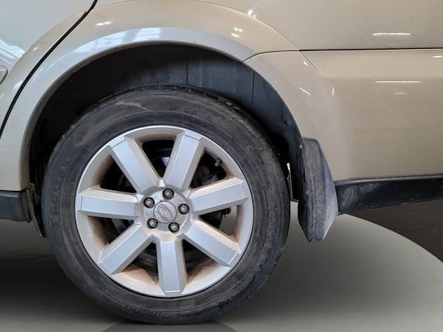 Used 2009 Harvest Gold Metallic Subaru 2.5i image 34