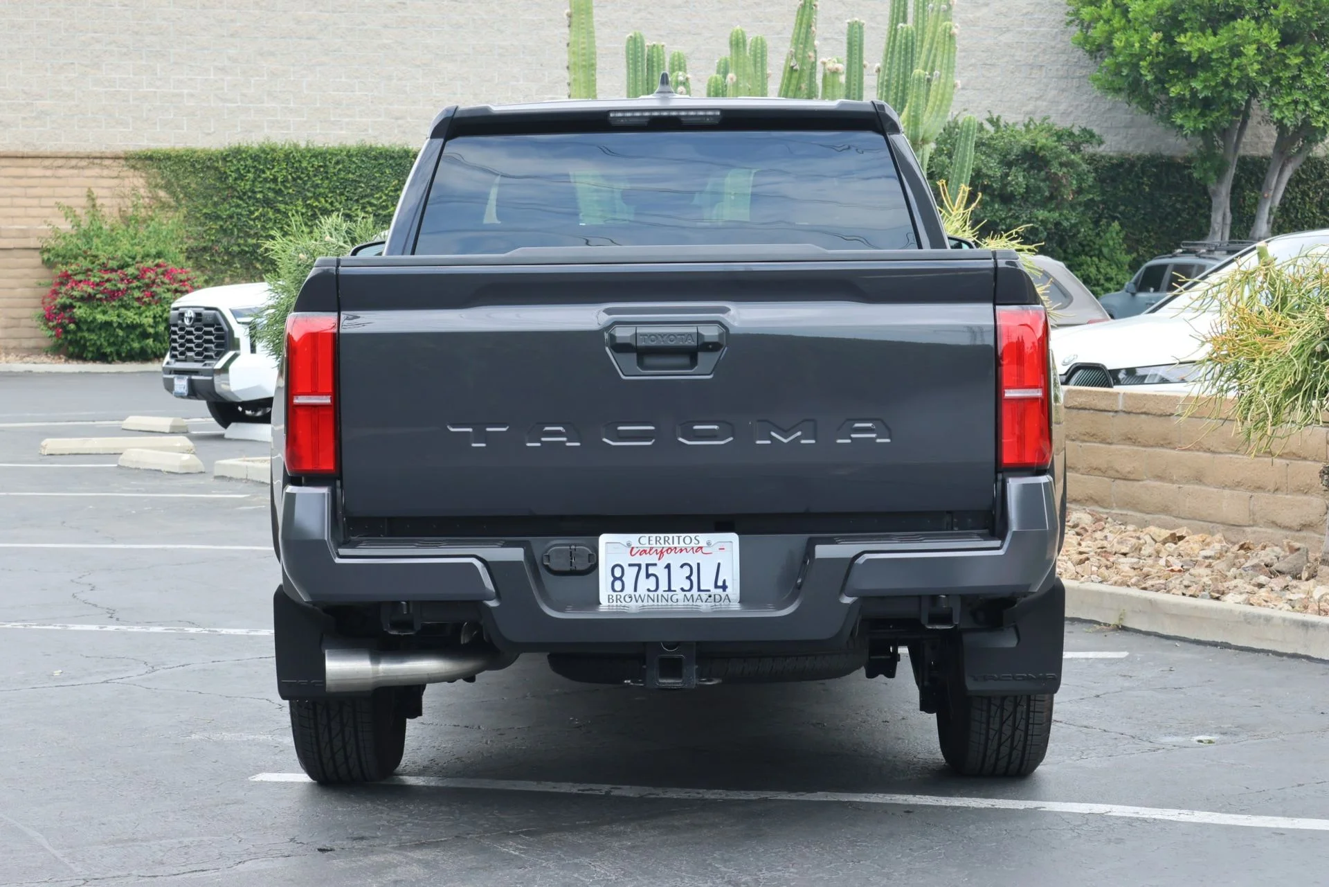 Used 2026  Toyota SR5 image 4