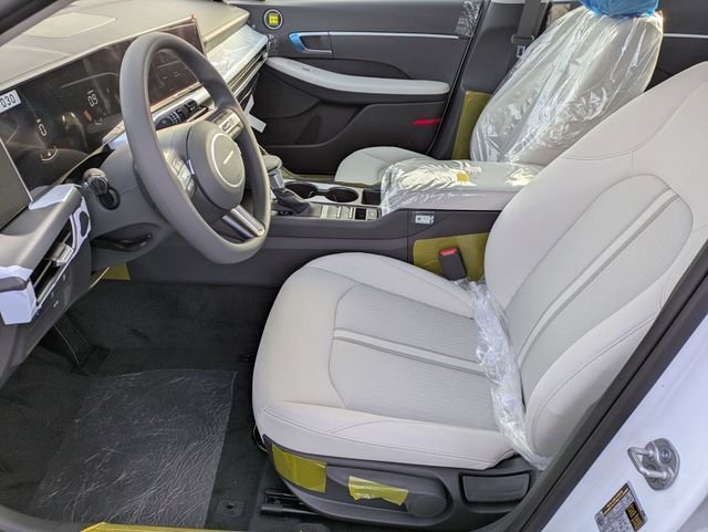 Certified Used 2026 White Hyundai SE image 11