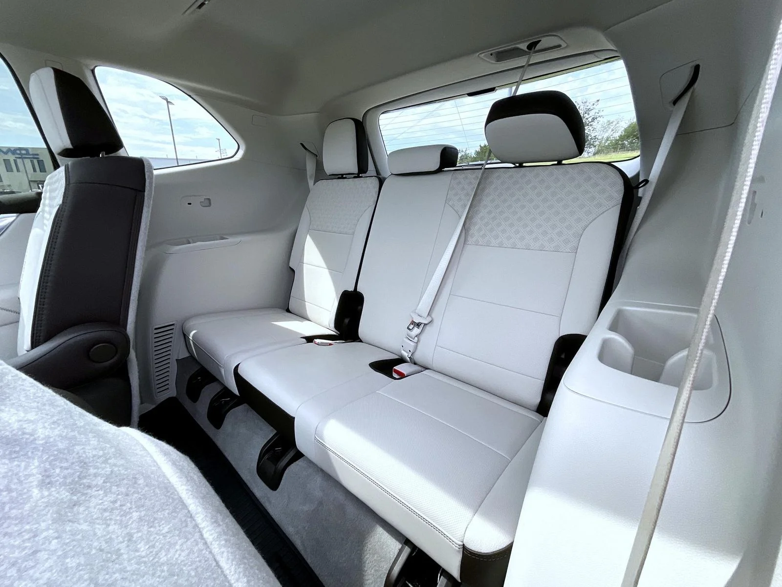Used 2024 Blue GMC Denali image 19