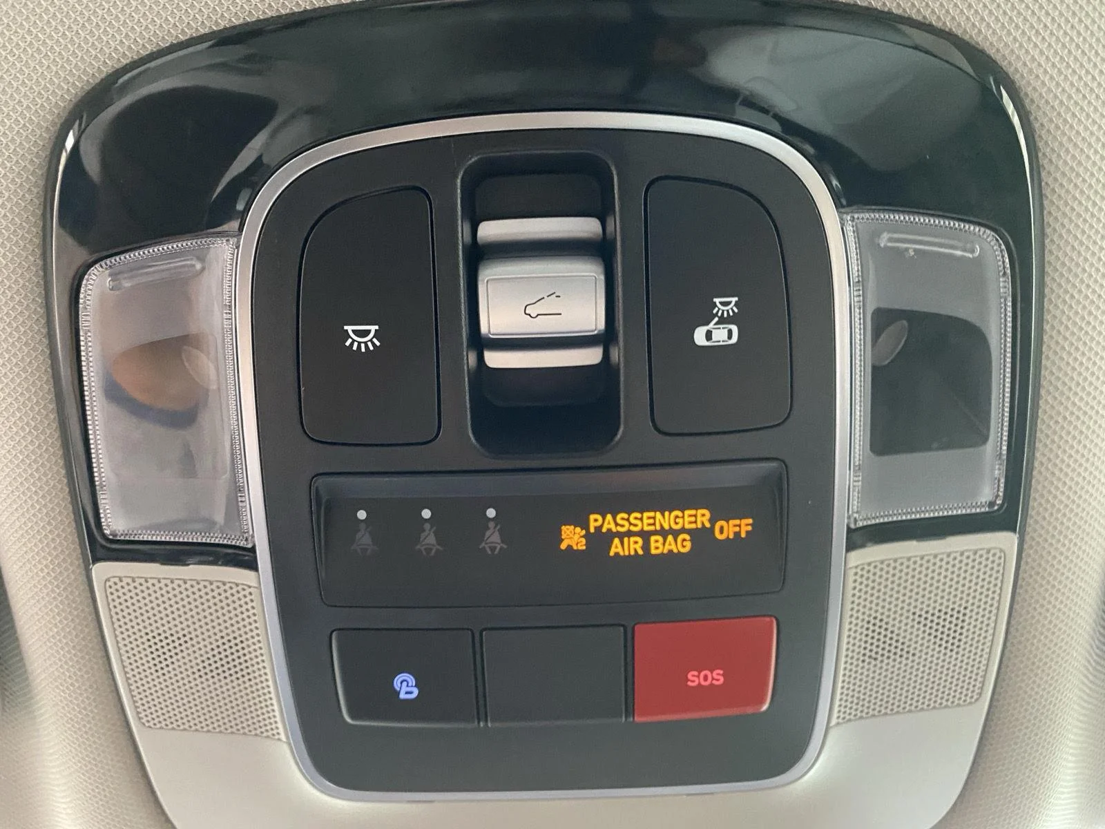 Used 2024 Black Pearl Hyundai SEL image 29