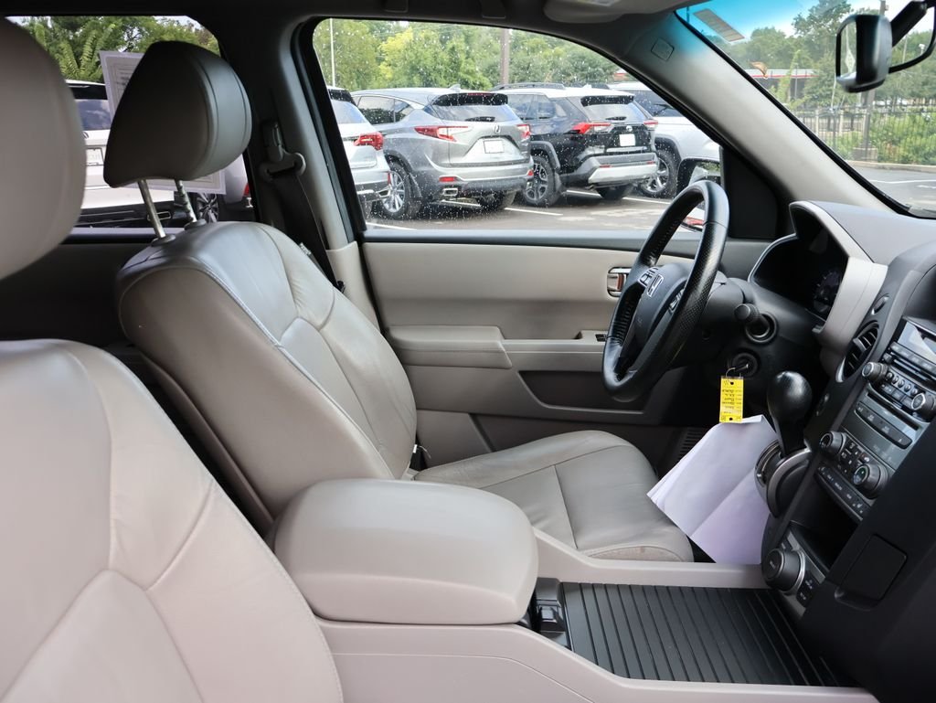 Used 2015 Black Honda EX-L image 8