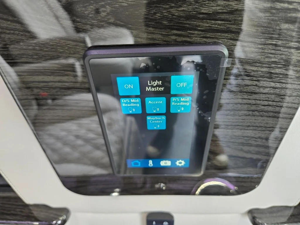 New 2026 Grey Mercedes-Benz Midwest Luxe Cruiser image 37