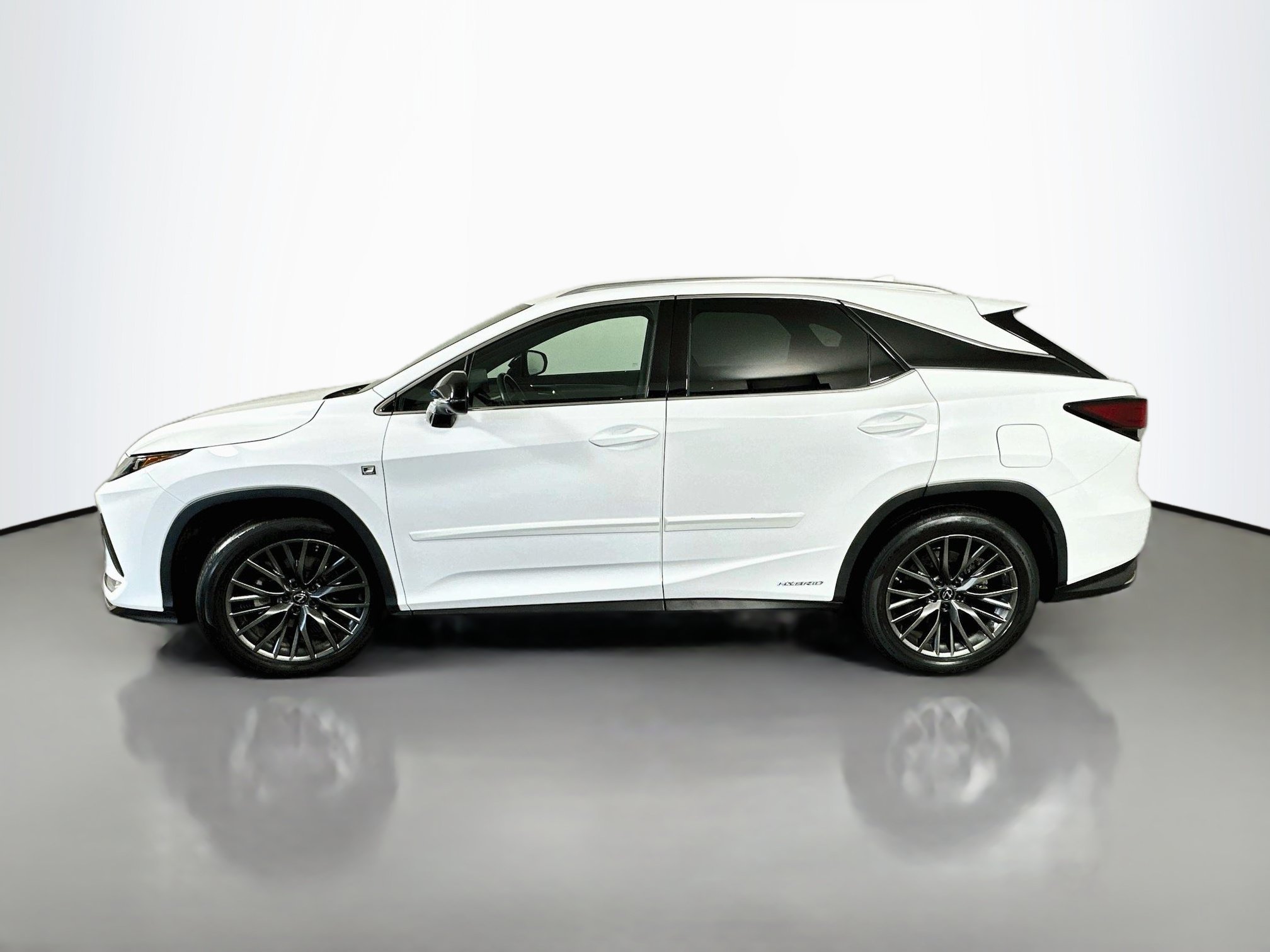 Certified Used 2021 ULTRA WHITE Lexus 450h F SPORT Handling image 4
