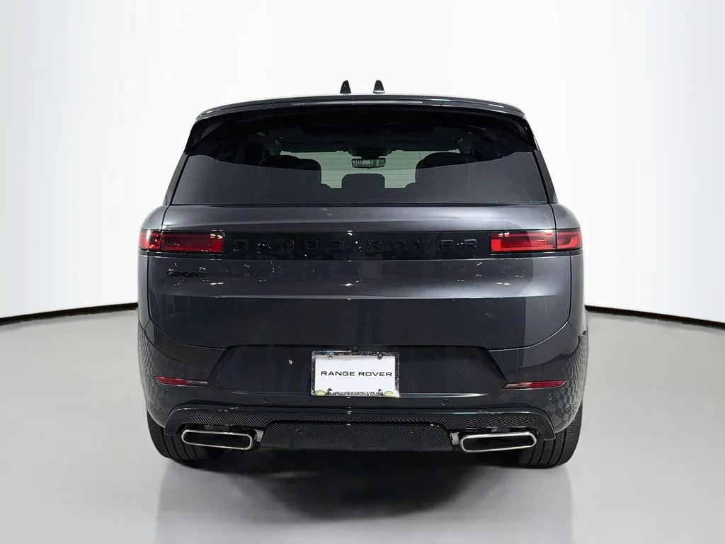 New 2026 Carpathian Grey Land Rover Dynamic SE image 6